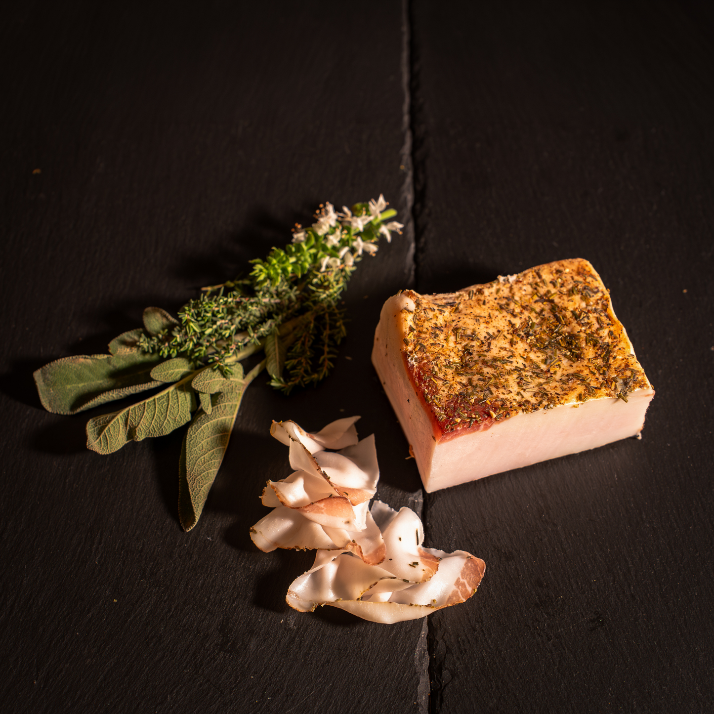 Aromatisierter Salzspeck - Lardo